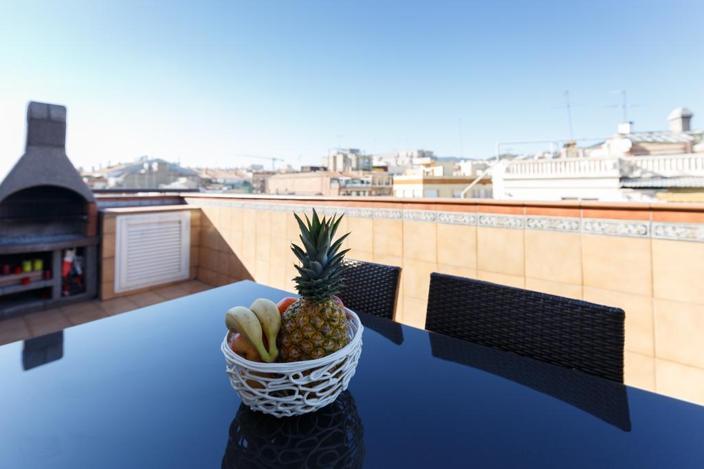LetsGo Sagrada Familia Penthouse Barcelona Exterior foto